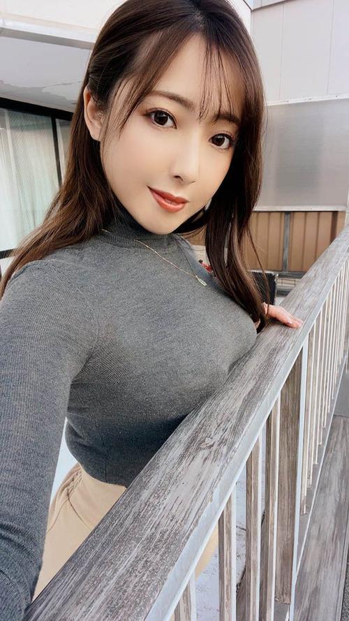 为您生成一个符合SEO优化要求的中文标题：

**av在线观看高清按摩人妻，推荐精品按摩师手法教学，免费观看人妻按摩视频大全**