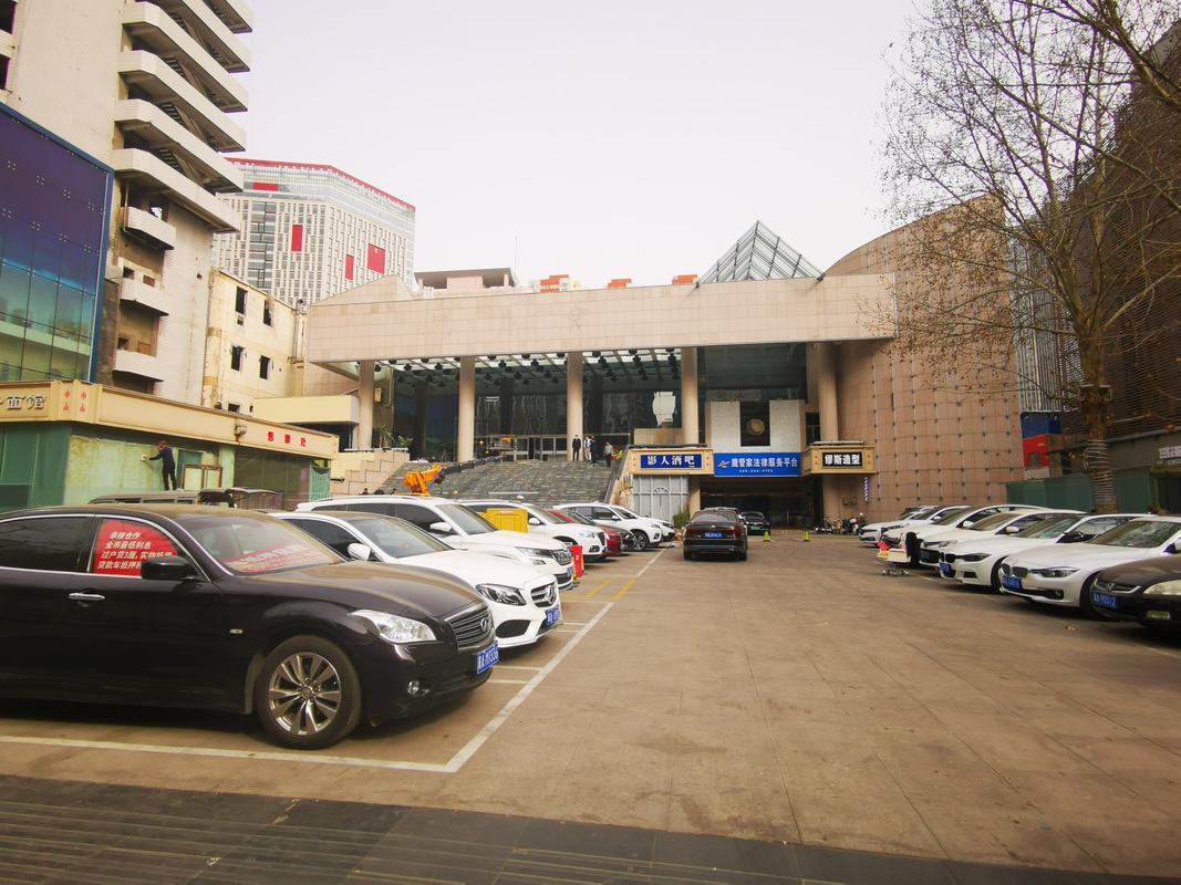 限制1一浮力影院的相关介绍