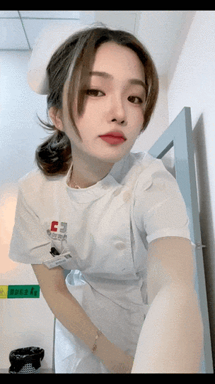 亚洲老熟女少妇的相关介绍