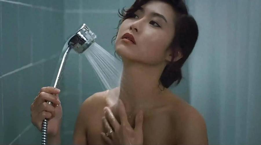女性下面出现黄色液体是什么原因的相关介绍