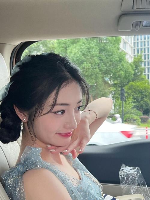 女性分泌黄色物怎么办的相关介绍