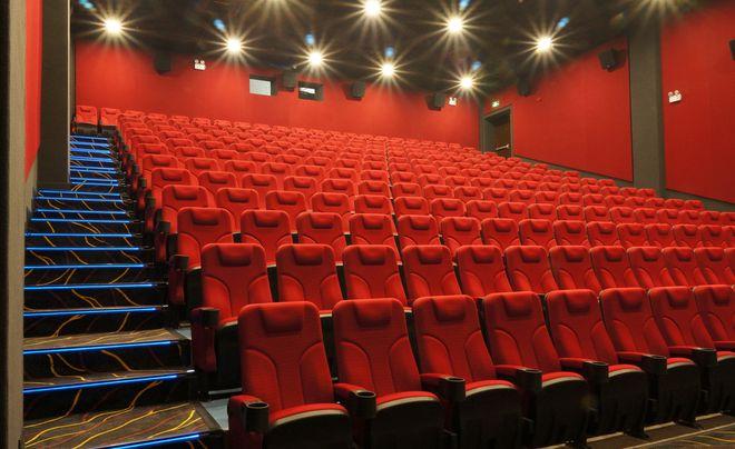 电影院3D眼镜推荐：观影必备，提升3D沉浸感体验（长尾关键词：电影院3D眼镜、3D眼镜通用款、3D电影配件）