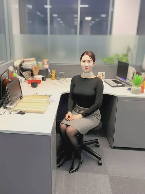 女人下面流黄色分泌物是什么原因的相关介绍